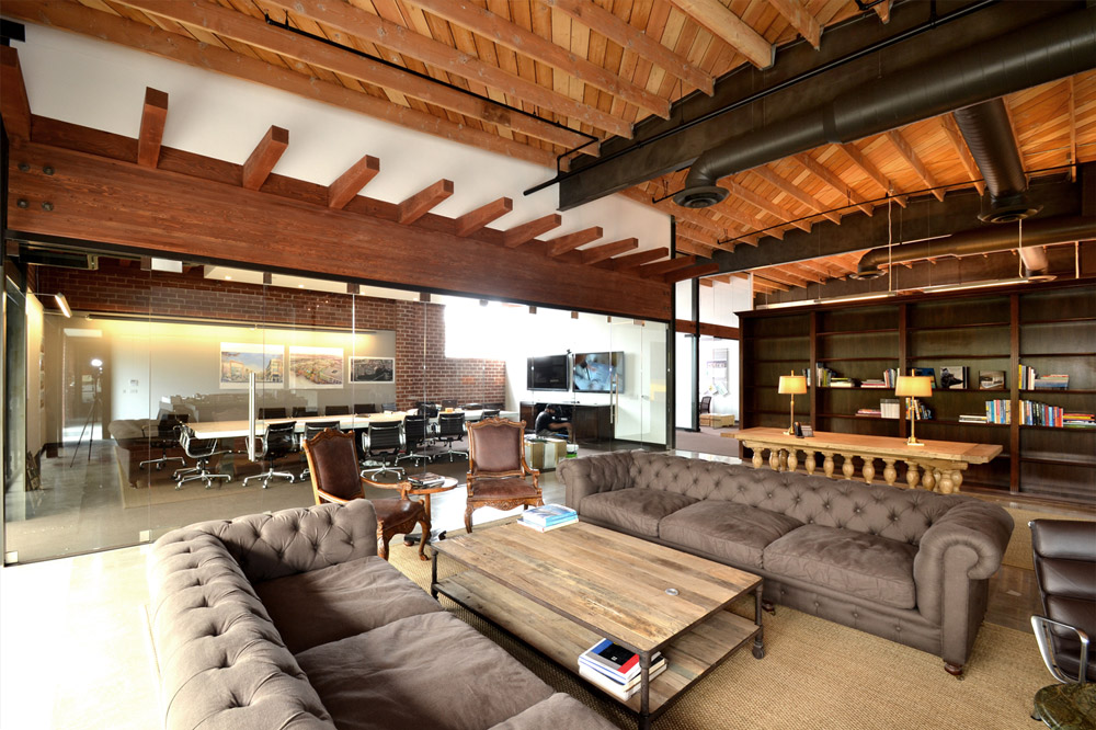1600 E Franklin