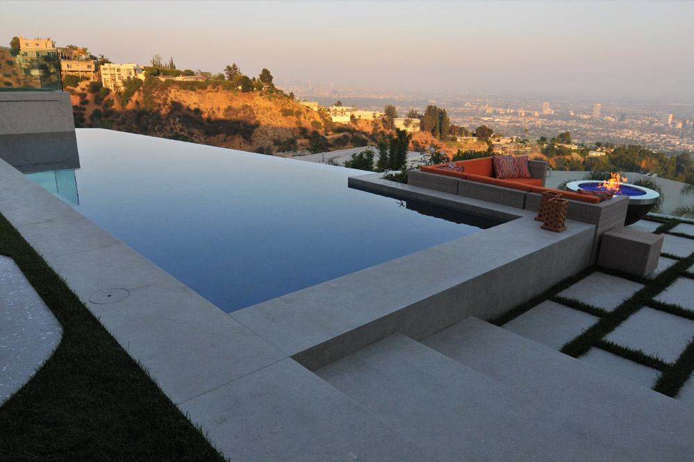 9305 Nightingale sunset infinity pool